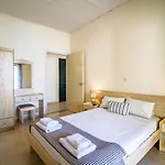 Sunrose Beach Aparthotel